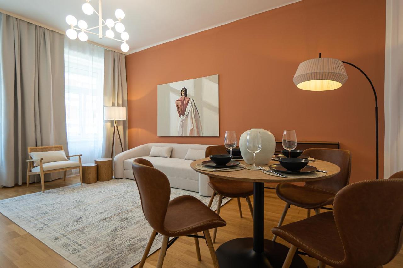 Bright 3-Room Apartment With A King-Size Bed فيينا المظهر الخارجي الصورة
